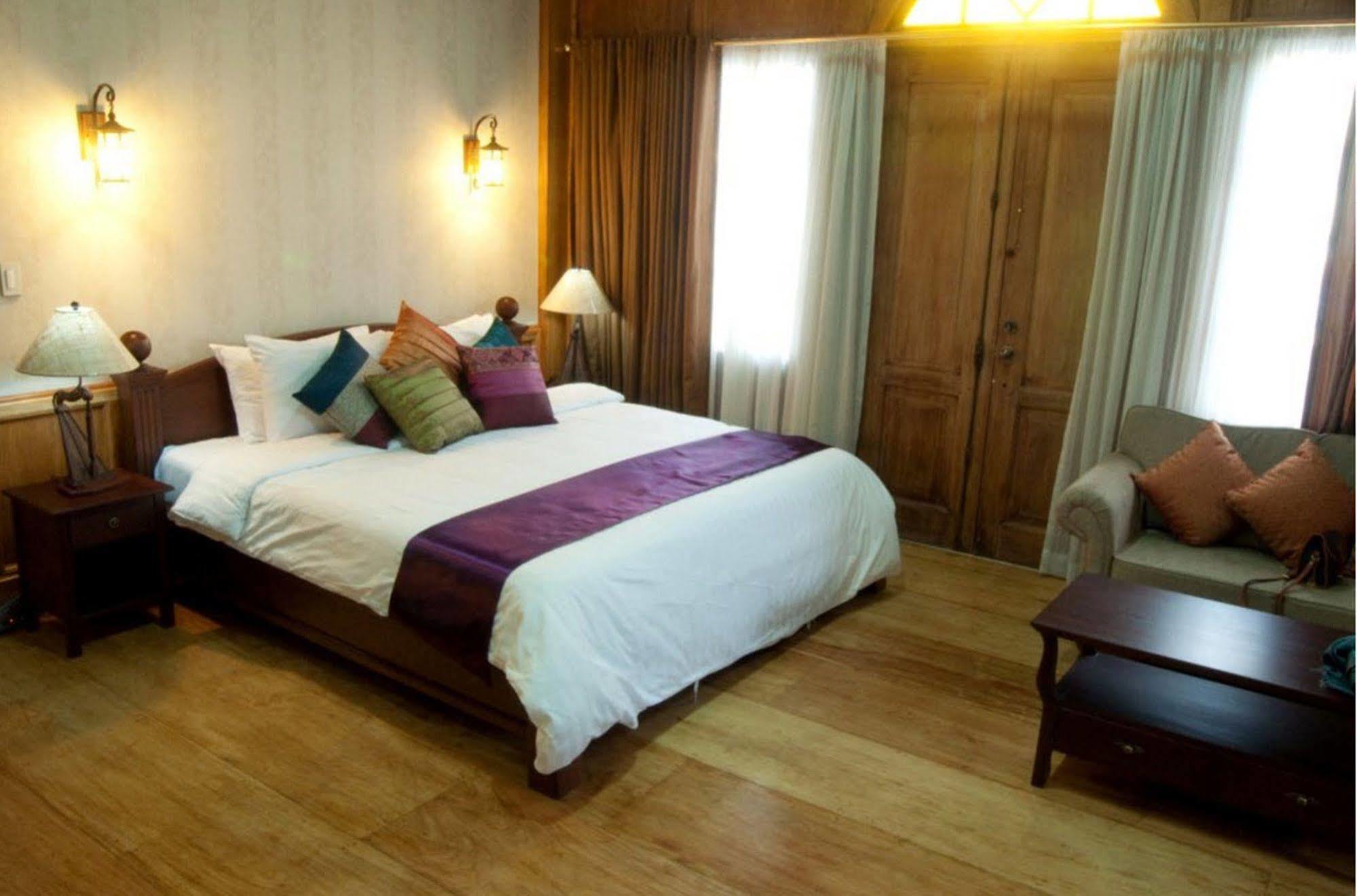 Heritage Mansion Hotel Baguio City Esterno foto